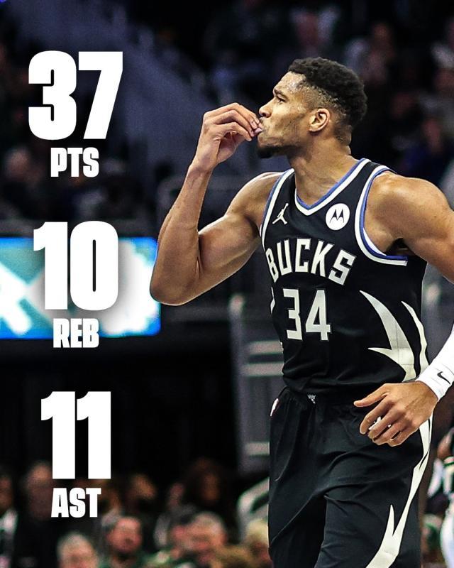 雄鹿关键时刻失误不断，球队憾负对手，今年在线没有.