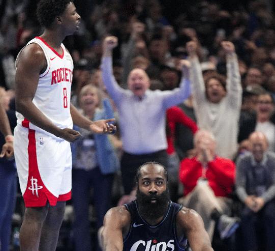 爱游戏下载中心关于哈登重返赛场，险胜首场状态出色，拜仁观众沸腾！的信息