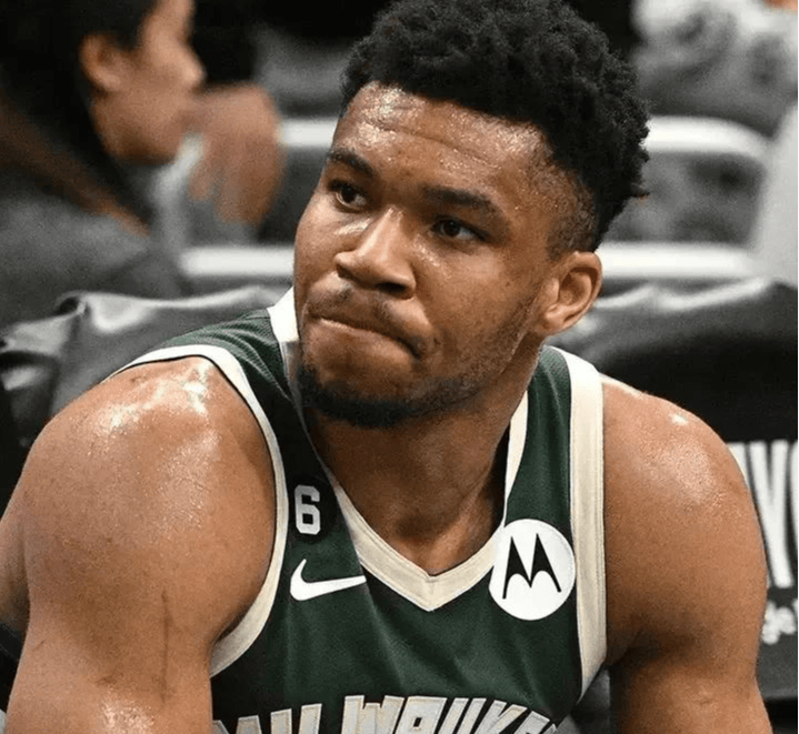 爱游戏下载安装字母哥在公牛比赛中出色发挥，锐不可当引发热议！的简单介绍